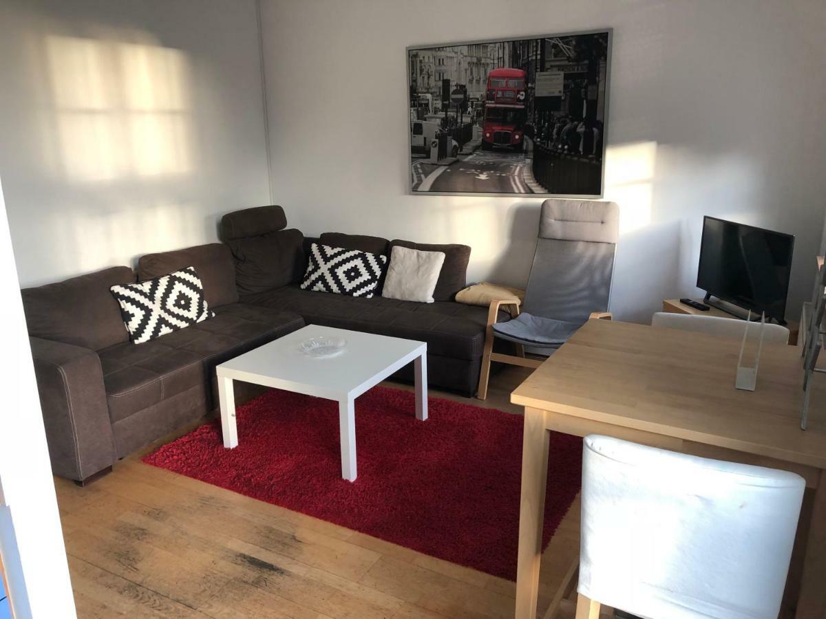 Ferienwohnung Mitten In Висбаден Экстерьер фото