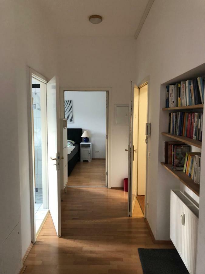 Ferienwohnung Mitten In Висбаден Экстерьер фото